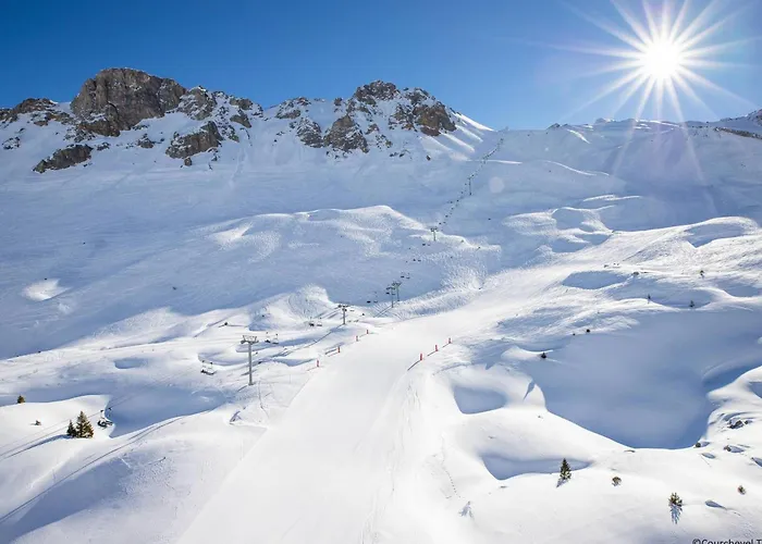 Refuge Montagnard Luxe A 1850 Avec Parking Et Wifi - Fr-1-575-225 Куршавель