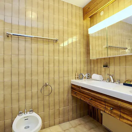 Refuge Montagnard Luxe A 1850 Avec Parking Et Wifi - Fr-1-575-225 * Куршевель