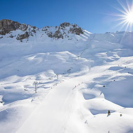 Refuge Montagnard Luxe A 1850 Avec Parking Et Wifi - Fr-1-575-225 Courchevel